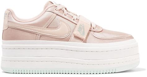 nike pink platform sneakers